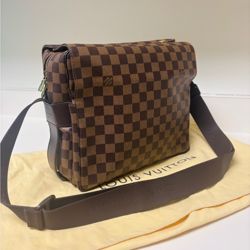 Louis Vuitton Damier Ebene Messenger Bag